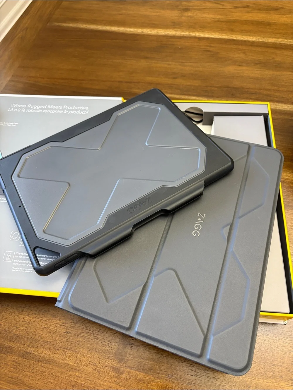 Apple Pencil & ZAGG Rugged Messenger for iPad Pro 10.5